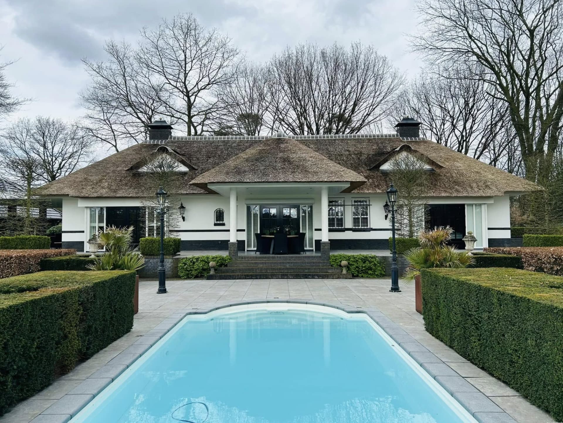 Wandafwerking en behangen